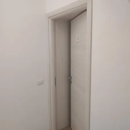 La Casa Sull Arco B&B 루체라