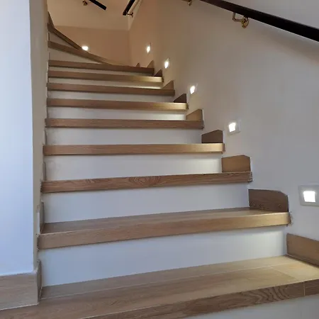 B&B La Casa Sull Arco 루체라