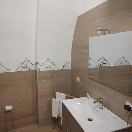 La Casa Sull Arco Bed & Breakfast